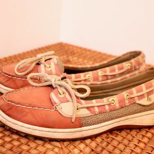Pink Sperrys